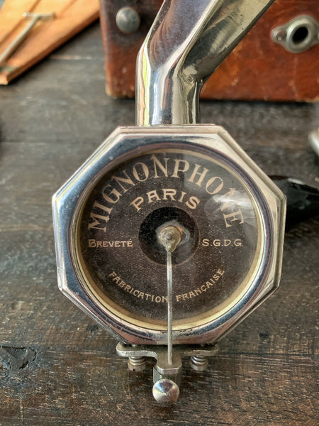 1920 French Mignon Pocket Gramophone